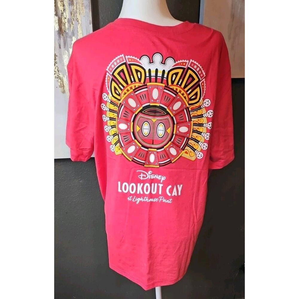 Disney Cruise Line Lookout Cay Lighthouse Point Junkanoo Shirt Adult Large Red